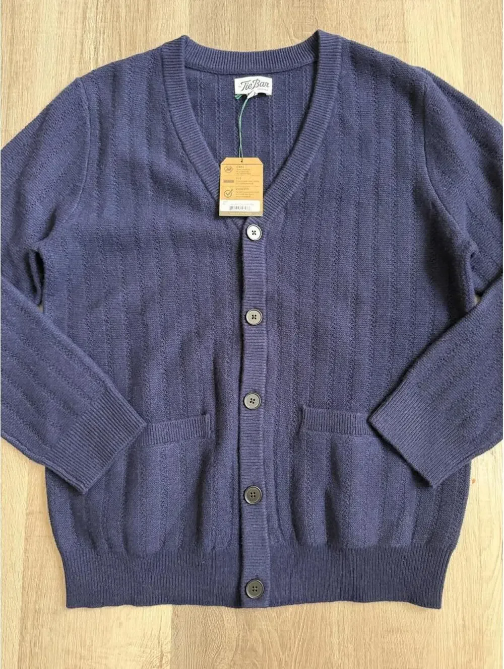 NWT The Tie Bar Chicago Navy Blue Cardigan wool Sweater size M